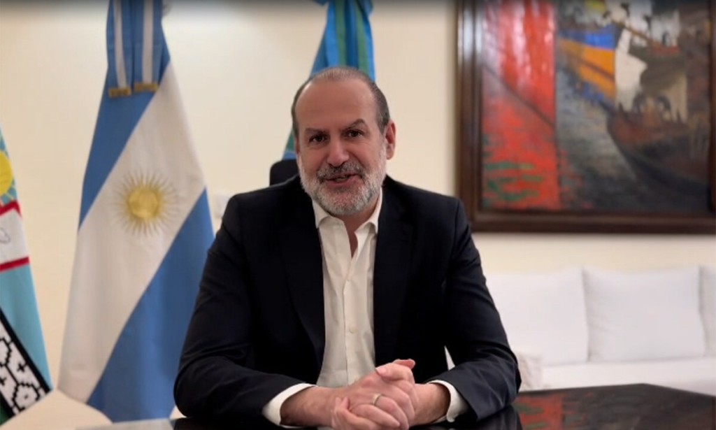 MILEI PAS&Oacute; POR BAH&Iacute;A, PERO NO RECIBI&Oacute; A SUSBIELLES: EL INTENDENTE RECLAM&Oacute; UNA AUDIENCIA Y NO OBTUVO RESPUESTA