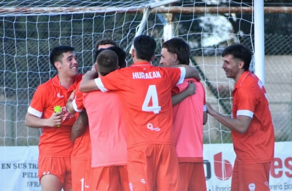 Liga del Sur: Hurac&aacute;n lo dio vuelta, gan&oacute; ante Sporting y qued&oacute; como &uacute;nico l&iacute;der