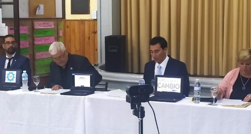 Elecciones 2023:Resumen del Primer Debate de Candidatos en Coronel Rosales