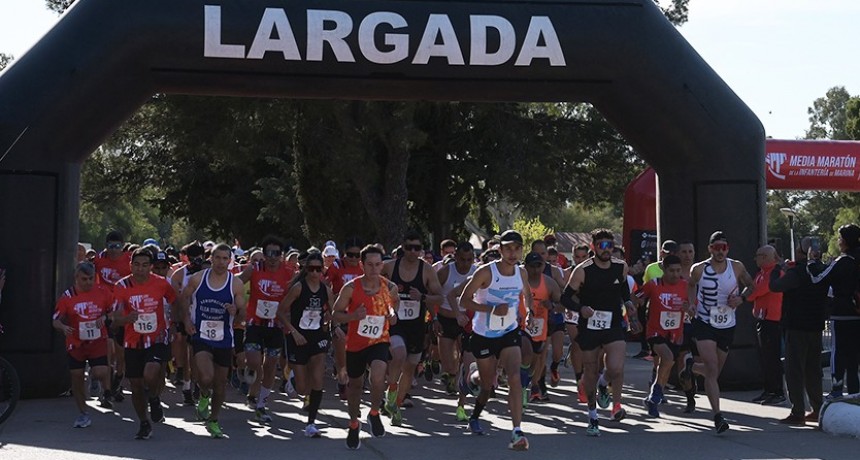 Se disputó la VIII Media Maratón de la Infantería de Marina
