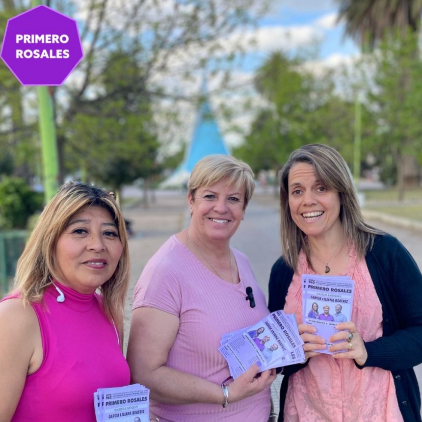 Caminado la calle y visitando vecinos Primero Rosales Cerro su campaña electoral