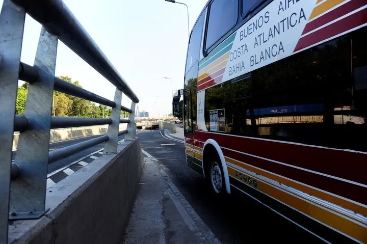 El Gobierno desregulará el transporte automotor de larga y media distancia