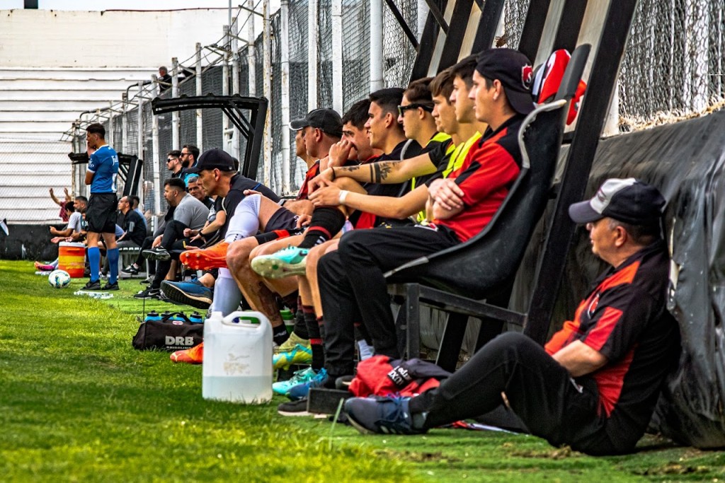 Sporting debuta en el torneo regional Amateur