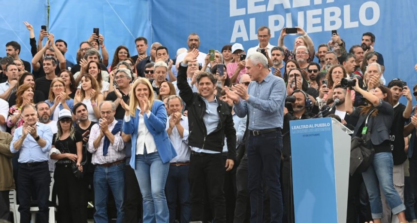 Desde el KM 0 del peronismo, Kicillof reclamó unidad: 