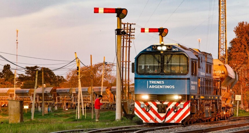 El futuro repite al pasado: el Gobierno anunció la privatización del Belgrano Cargas