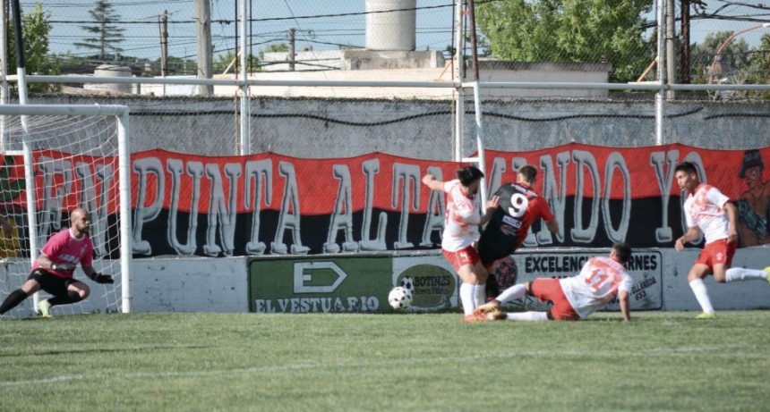 Sporting lucho hasta el final pero cayo frente a Huracan