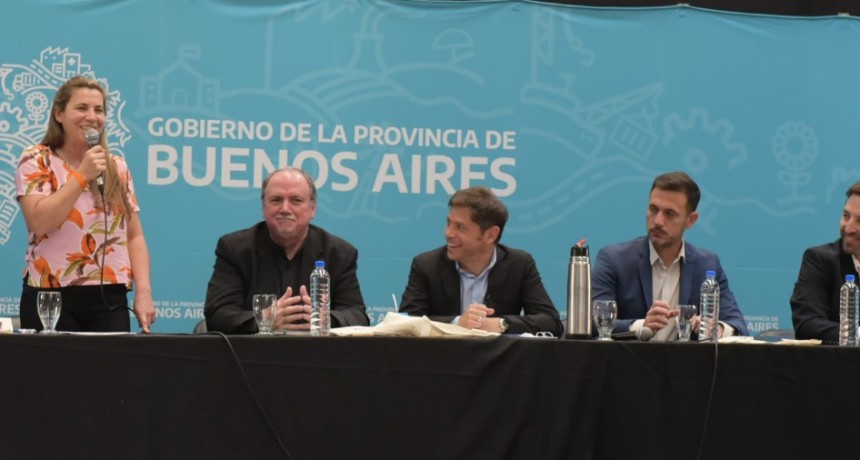 Kicillof encabezó un encuentro provincial de salud popular y comunitaria