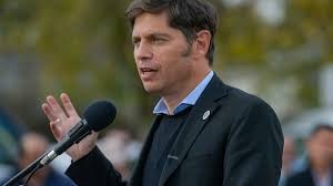 LLeg el Goberndor Kicillof  l ciudd