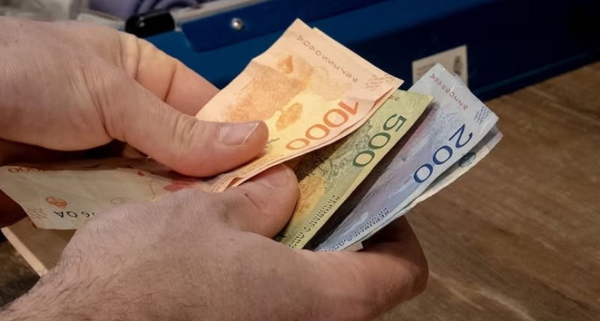 Salarios vs inflación: quiénes fueron los ganadores y perdedores en lo que va de la gestión Milei
