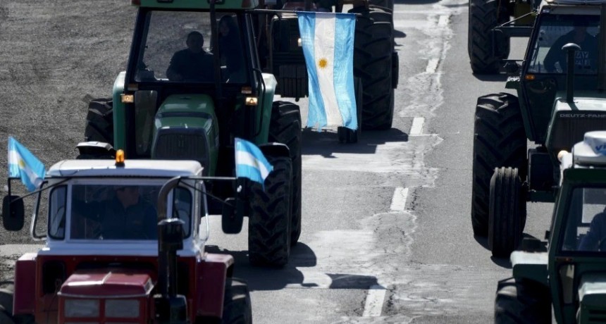En el campo convocan a tractorazos contra Milei: 