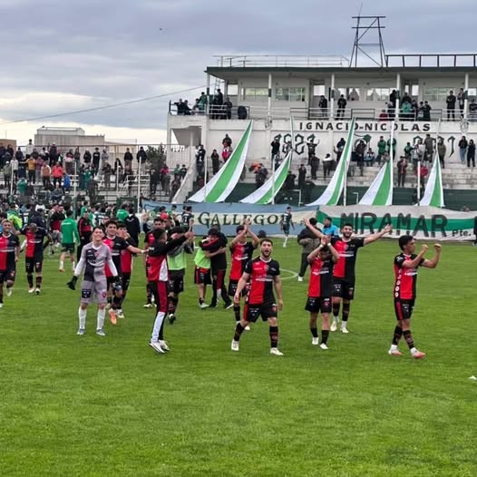 Gano Sporting a lo Moscone y confirm&oacute; su levantada
