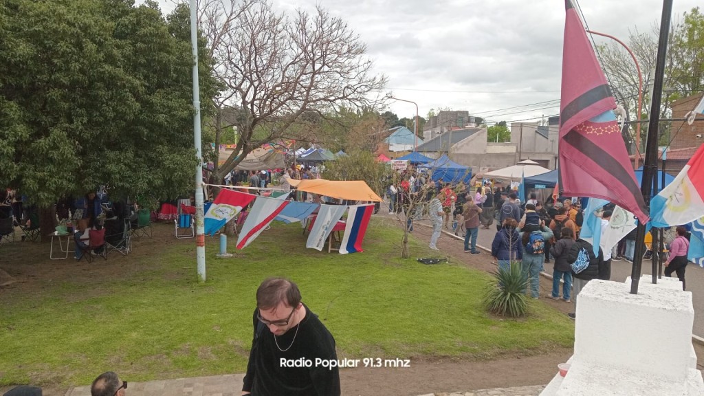 La Fiesta del Repulgue reuni&oacute; a una multitud en el Monumento a las Provincias
