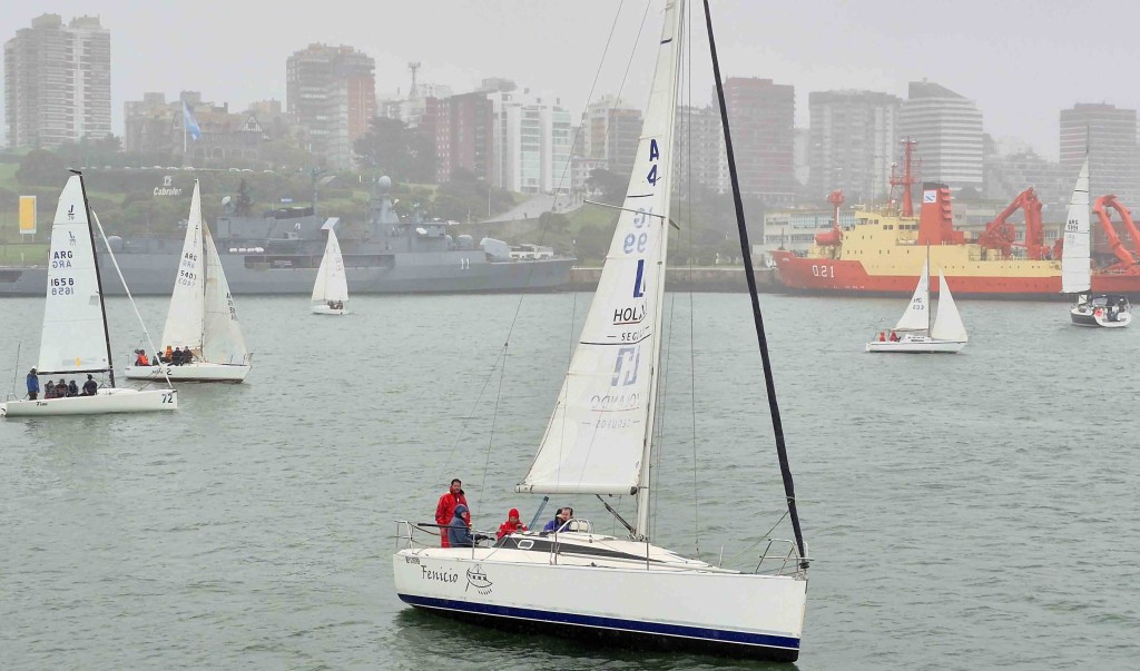 Se realiz&oacute; la regata &ldquo;Copa Centenario Base Naval Mar del Plata&rdquo;