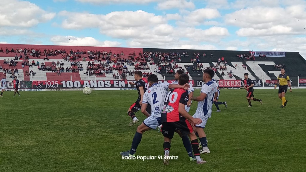 A Sporting se le escurri&oacute; el triunfo entre las manos
