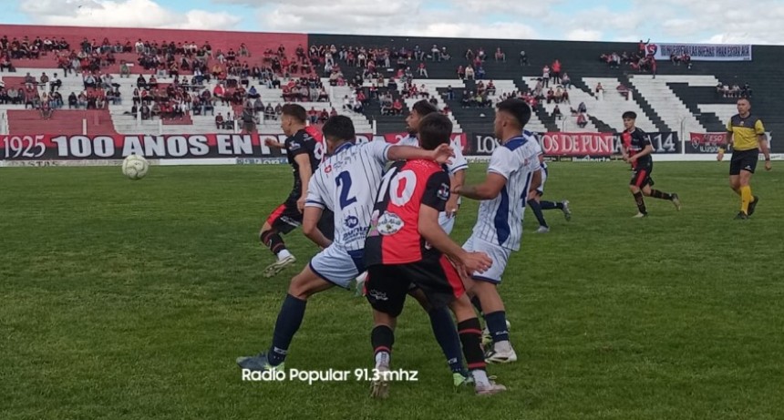A Sporting se le escurri&oacute; el triunfo entre las manos