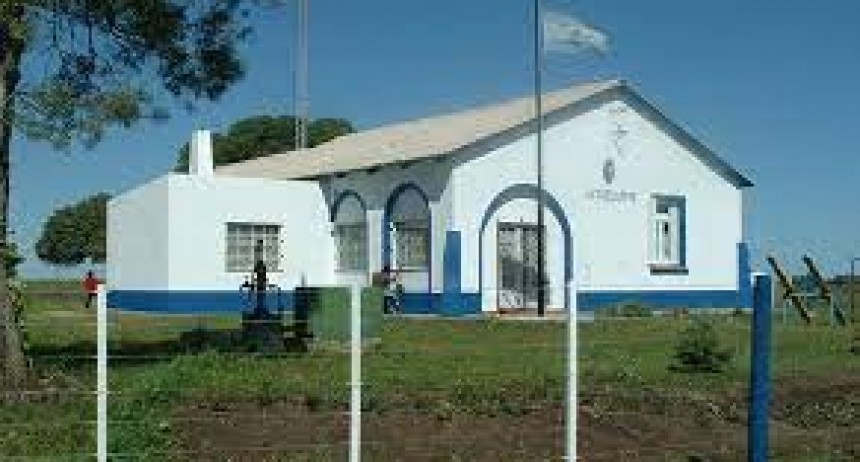 “Milei seguro cerraría las escuelas rurales