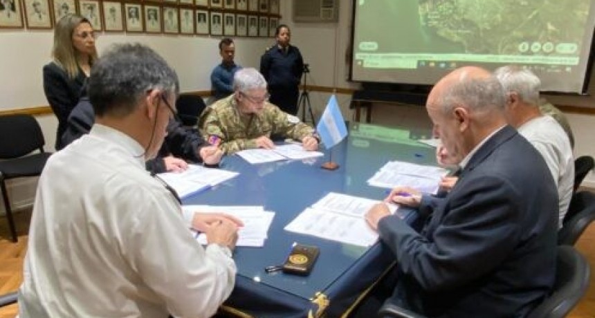 Actualización del protocolo de prevención de incendios entre el Municipio, la Armada y Oiltanking