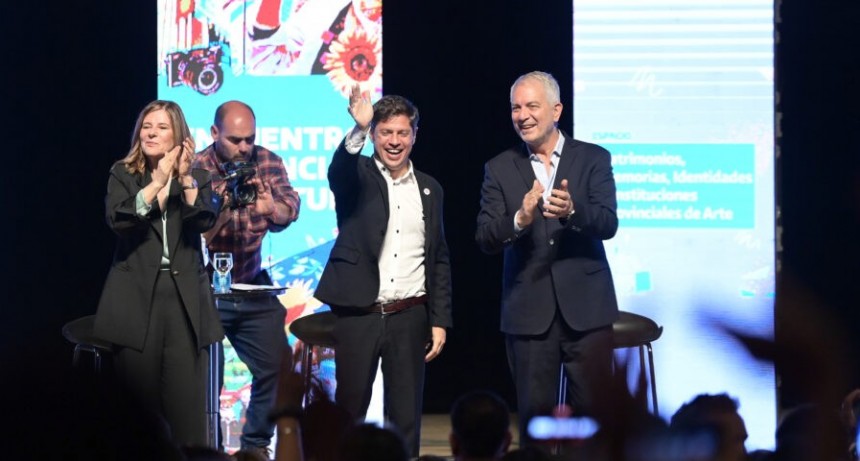 Kicillof: “Las políticas culturales no surgen de un manual: se construyen en los barrios con la participación de todos y todas”