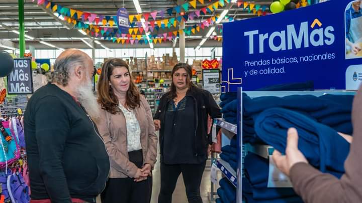 Productos textiles de la producción de la economía popular llegan a las gondolas