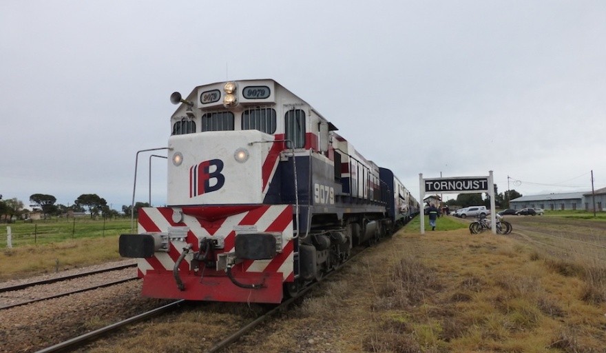 Presentan un proyecto para que la Provincia de Buenos Aires pueda volver a operar trenes