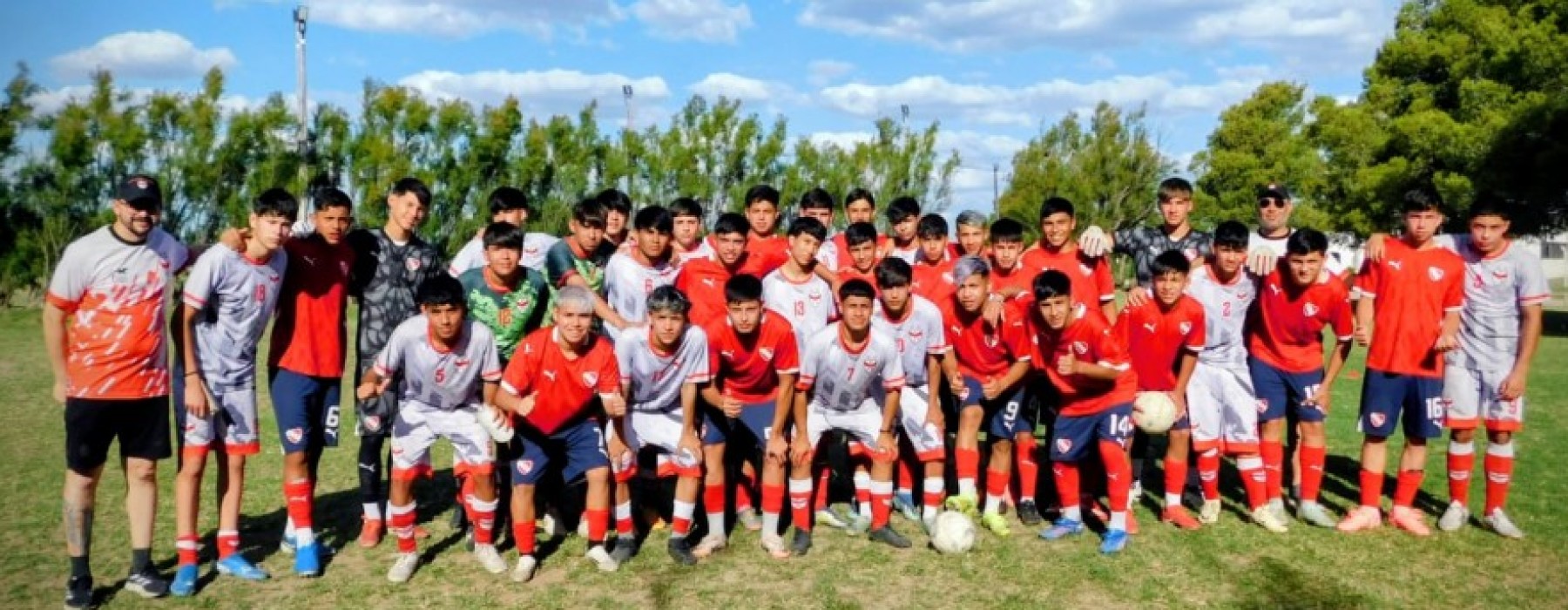 La 2011 gritó campeón y la 2009 subió al podio en el Torneo Lautaro Martínez