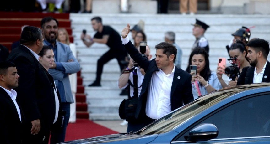 Kicillof amenaza con emitir patacones si Milei le corta recursos a la provincia