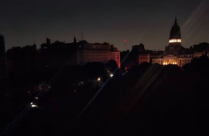 En Caba no se hizo la Luz!!!