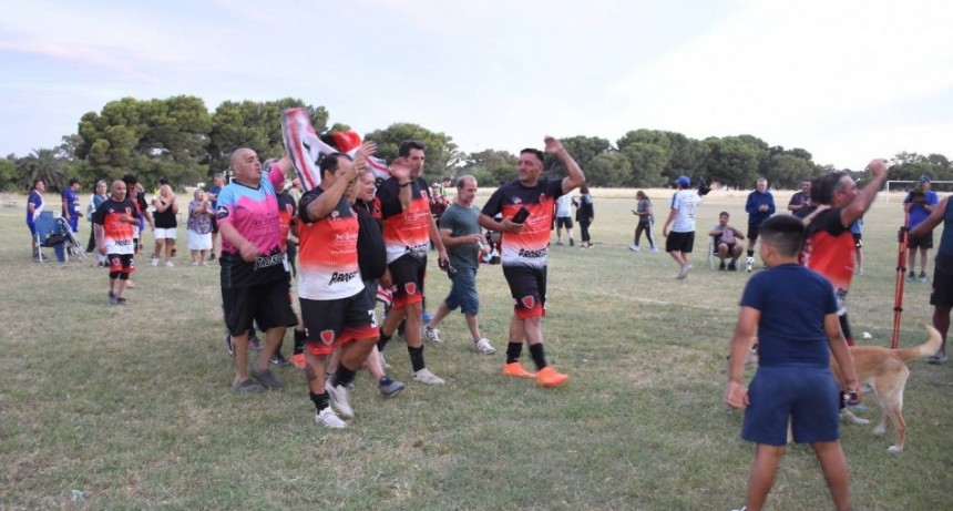 La Liga de Veteranos de Fútbol afirma que hay arbitrariedad en la decisión de la Armada: “Nos están echando sin darnos una prórroga”