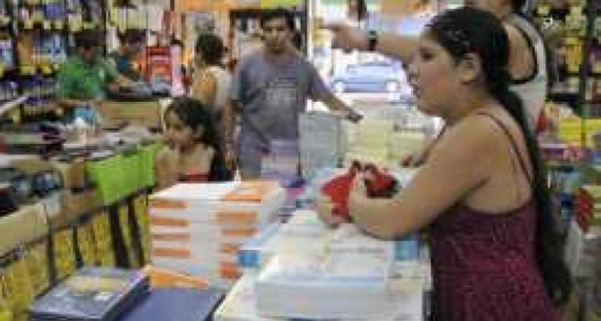 Seis de cada diez argentinos declara dificultades para llegar a fin de mes, muy por encima del promedio regional